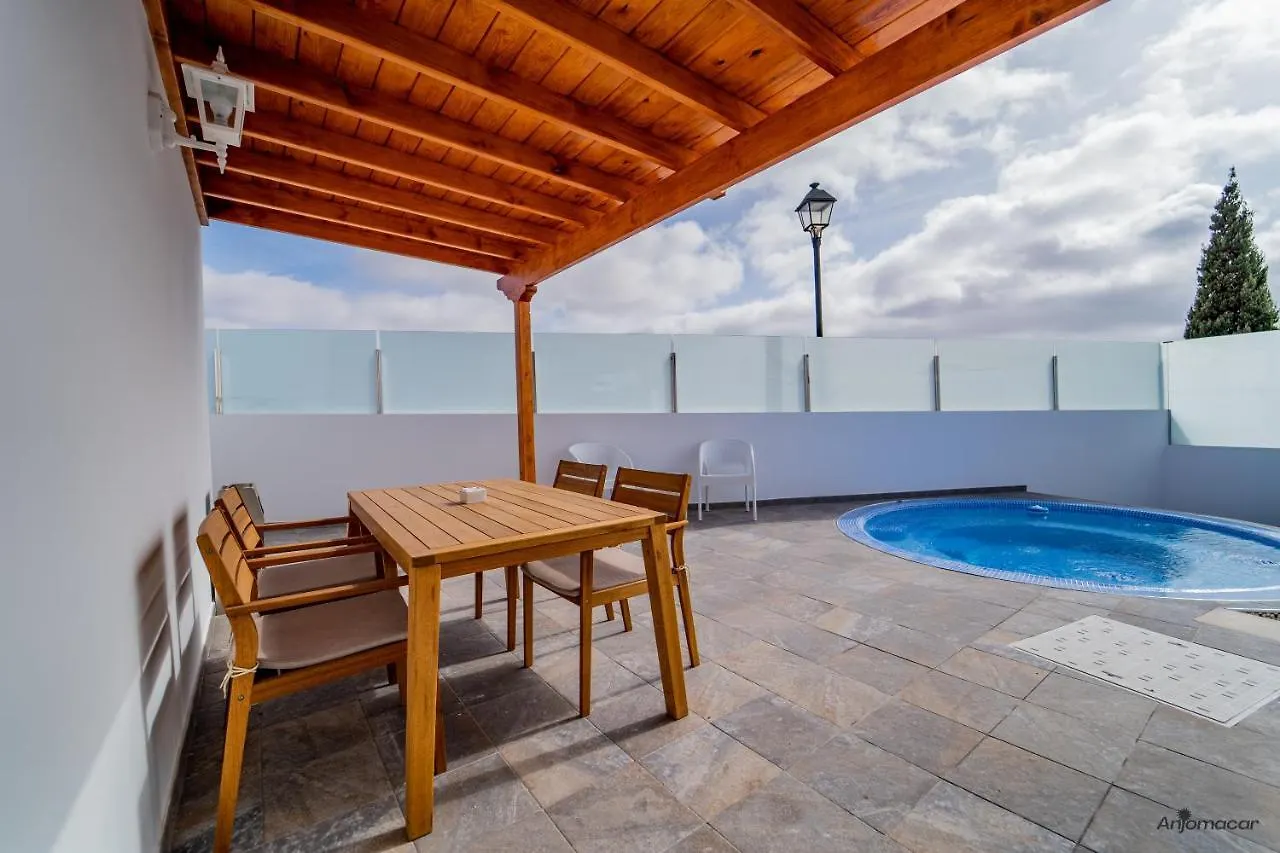 Luxury Villas Anjomacar Teguise